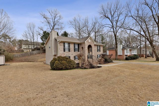 1087 KINGS FOREST DRIVE, Leeds, AL 35094