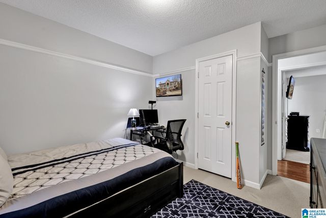 1087 KINGS FOREST DRIVE, Leeds, AL 35094