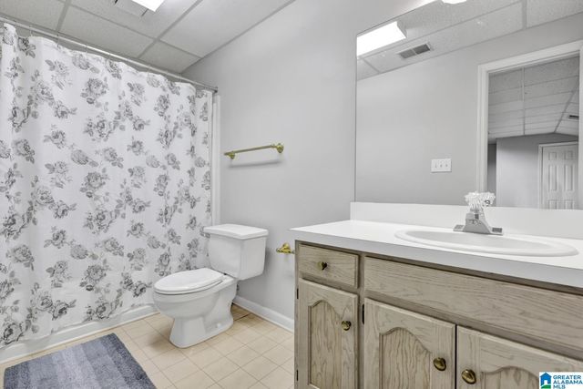 1087 KINGS FOREST DRIVE, Leeds, AL 35094