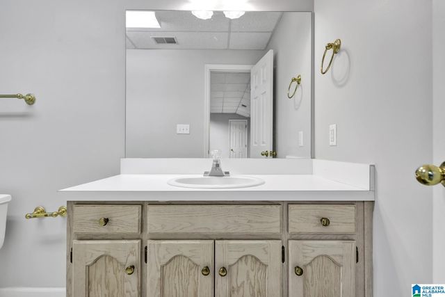 1087 KINGS FOREST DRIVE, Leeds, AL 35094