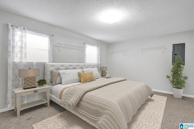 1087 KINGS FOREST DRIVE, Leeds, AL 35094