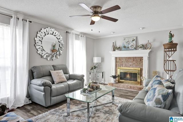 1087 KINGS FOREST DRIVE, Leeds, AL 35094