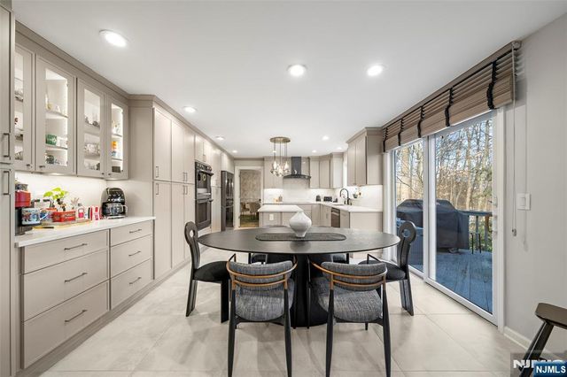 639 Pawnee Lane, Franklin Lakes, NJ 07417