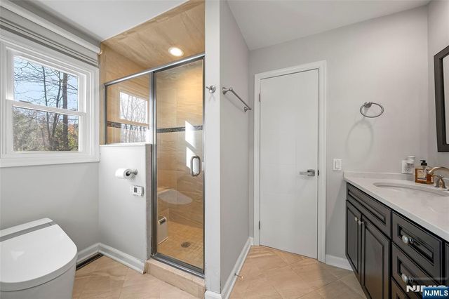 639 Pawnee Lane, Franklin Lakes, NJ 07417