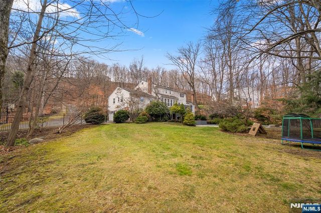 639 Pawnee Lane, Franklin Lakes, NJ 07417