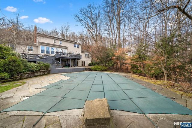 639 Pawnee Lane, Franklin Lakes, NJ 07417