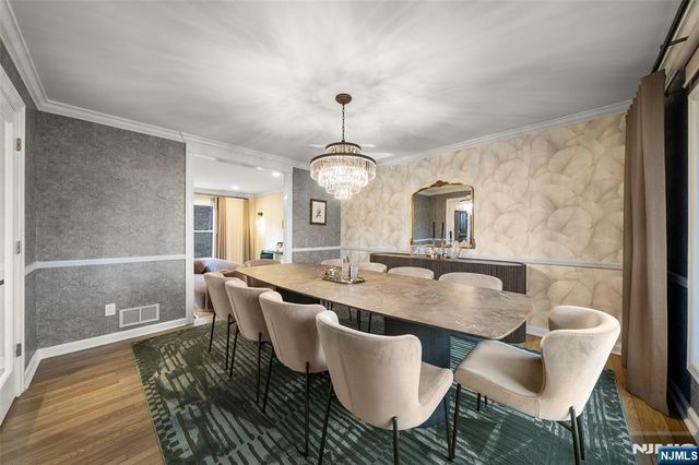 639 Pawnee Lane, Franklin Lakes, NJ 07417