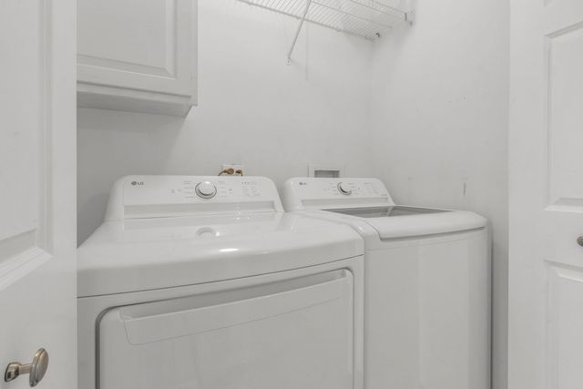 1807 Van Dyke Lane, Carpentersville, IL 60110
