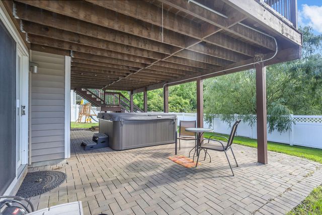 1807 Van Dyke Lane, Carpentersville, IL 60110