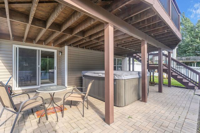 1807 Van Dyke Lane, Carpentersville, IL 60110