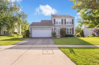 1807 Van Dyke Lane, Carpentersville, IL 60110