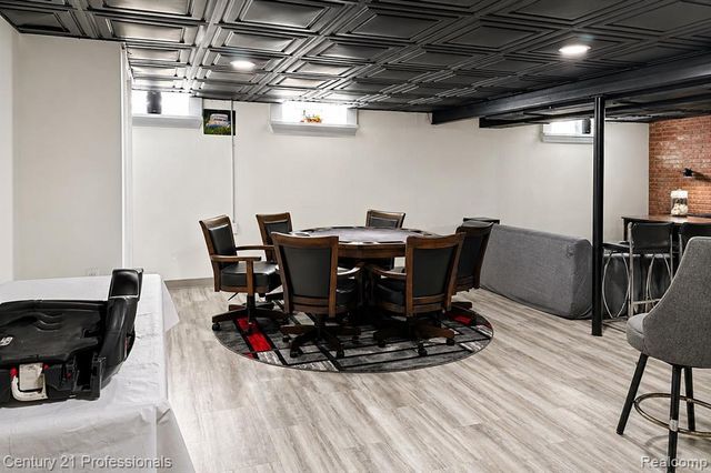 31274 Fernwood Street, Westland, MI 48186