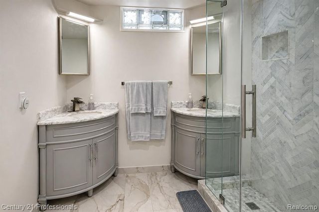 31274 Fernwood Street, Westland, MI 48186