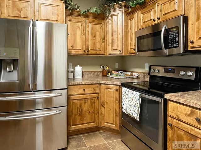 577 Ridgecrest Drive, Blackfoot, ID 83221