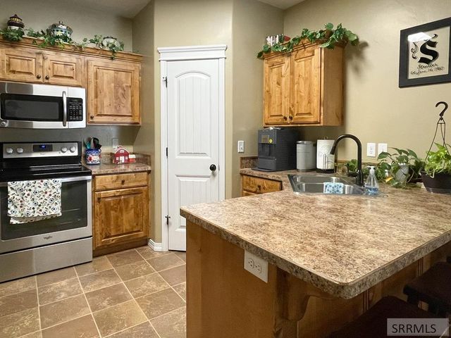 577 Ridgecrest Drive, Blackfoot, ID 83221