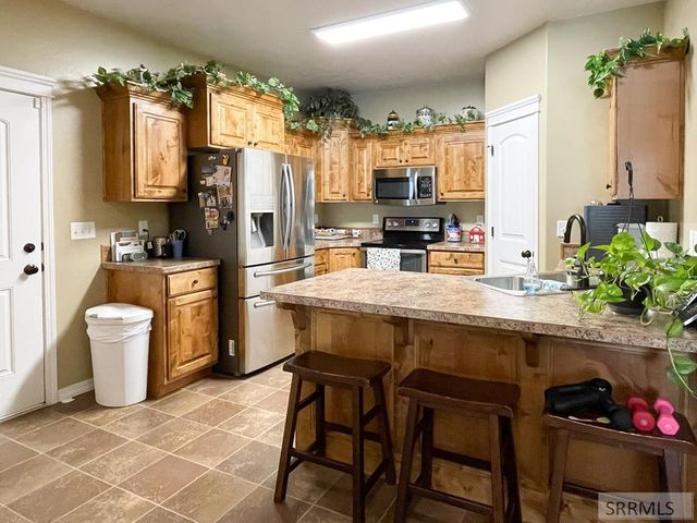 577 Ridgecrest Drive, Blackfoot, ID 83221