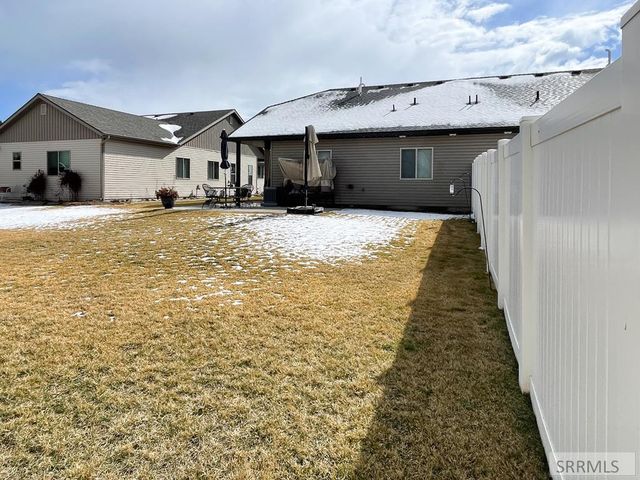 577 Ridgecrest Drive, Blackfoot, ID 83221