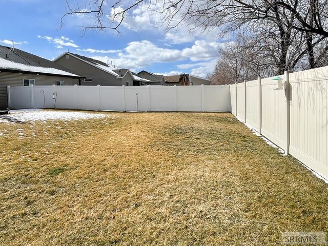 577 Ridgecrest Drive, Blackfoot, ID 83221