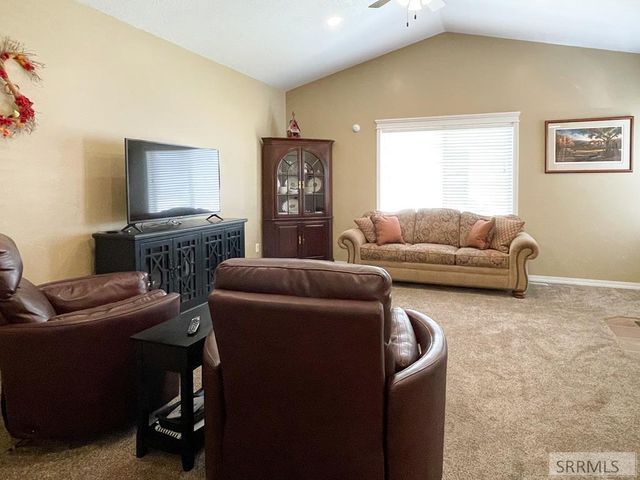 577 Ridgecrest Drive, Blackfoot, ID 83221