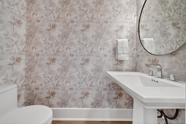 1835 Soundview Court, Yorktown Heights, NY 10598