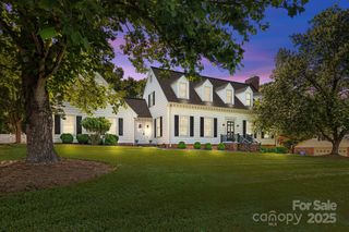1214 Pineview Street, Albemarle, NC 28001