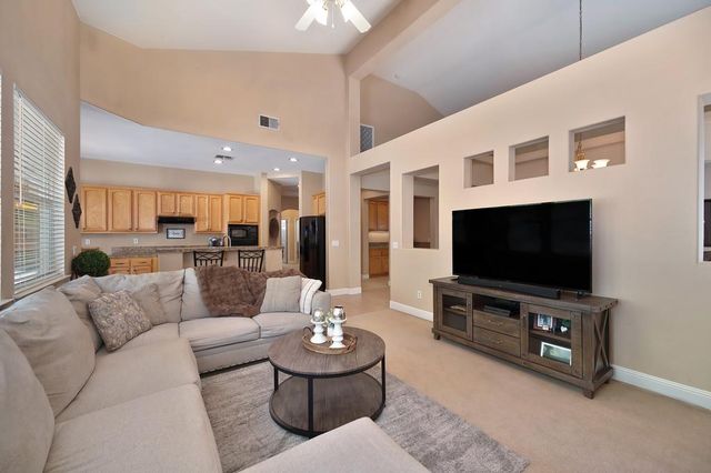 1685 Iroquois Rd, Rocklin, CA 95765