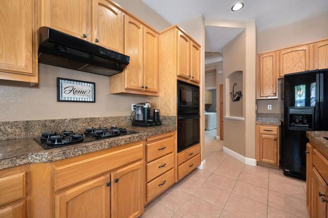 1685 Iroquois Rd, Rocklin, CA 95765