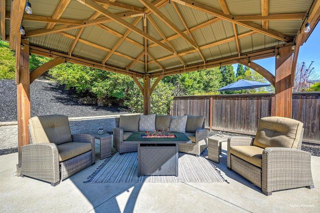 1685 Iroquois Rd, Rocklin, CA 95765