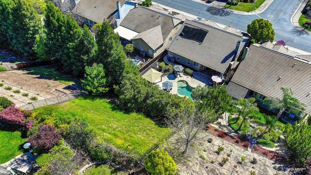 1685 Iroquois Rd, Rocklin, CA 95765