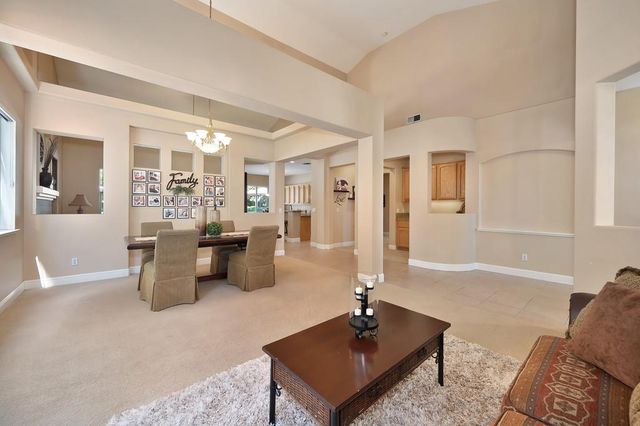 1685 Iroquois Rd, Rocklin, CA 95765