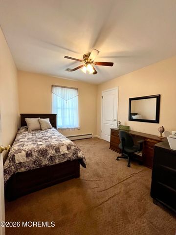 106 Chesterfield Lane, Toms River, NJ 08757