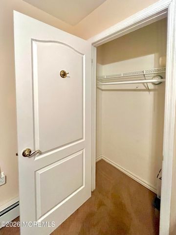 106 Chesterfield Lane, Toms River, NJ 08757