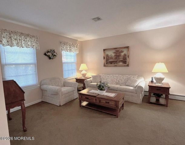 106 Chesterfield Lane, Toms River, NJ 08757