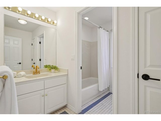 2551 Ginny Way, Lafayette, CO 80026