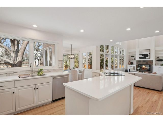 2551 Ginny Way, Lafayette, CO 80026