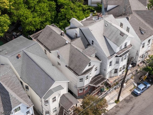 109 Lyon St, Paterson City, NJ 07524