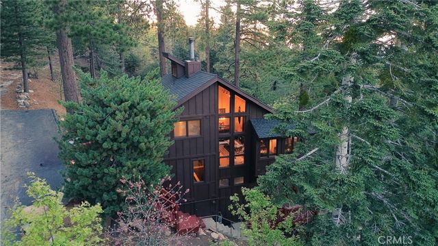 274 N Fairway, Lake Arrowhead, CA 92352