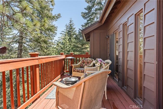 274 N Fairway, Lake Arrowhead, CA 92352