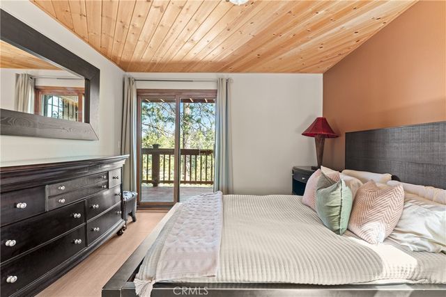 274 N Fairway, Lake Arrowhead, CA 92352