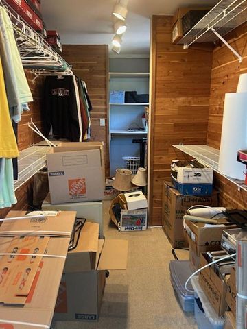 3154 Lloyd St, San Diego, CA 92117