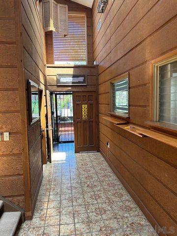 3154 Lloyd St, San Diego, CA 92117