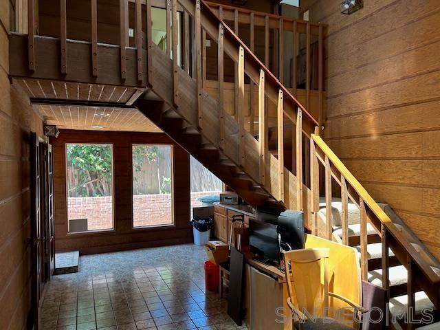 3154 Lloyd St, San Diego, CA 92117