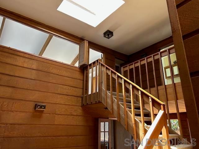 3154 Lloyd St, San Diego, CA 92117