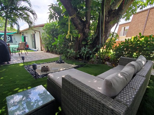 558 SE 27th Terrace 558, Boynton Beach, FL 33435