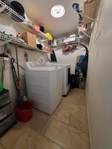 558 SE 27th Terrace 558, Boynton Beach, FL 33435