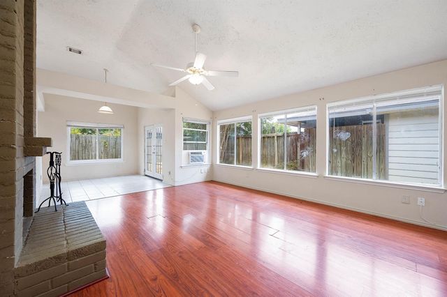 11918 Westwold Drive, Tomball, TX 77377