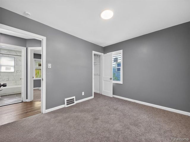 20553 Hamburg Street, Detroit, MI 48205