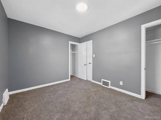20553 Hamburg Street, Detroit, MI 48205