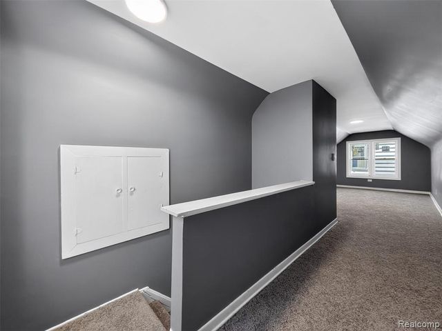 20553 Hamburg Street, Detroit, MI 48205
