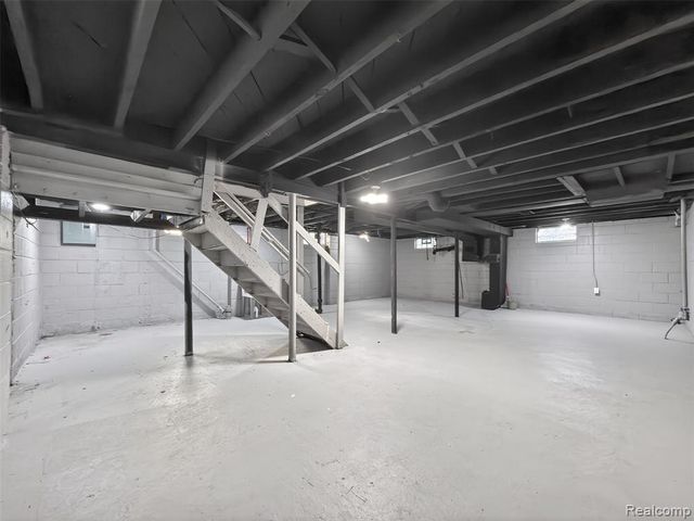 20553 Hamburg Street, Detroit, MI 48205